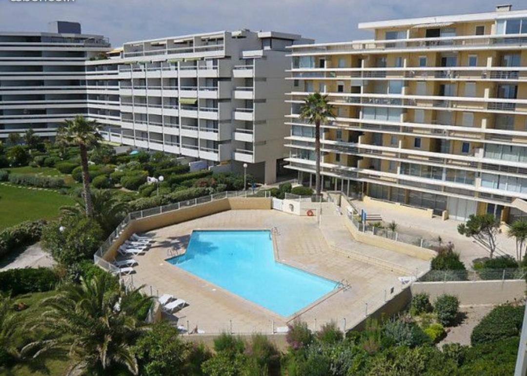 Appart Face A La Mer Les Pieds Dans L'Eau Canet-en-Roussillon Εξωτερικό φωτογραφία